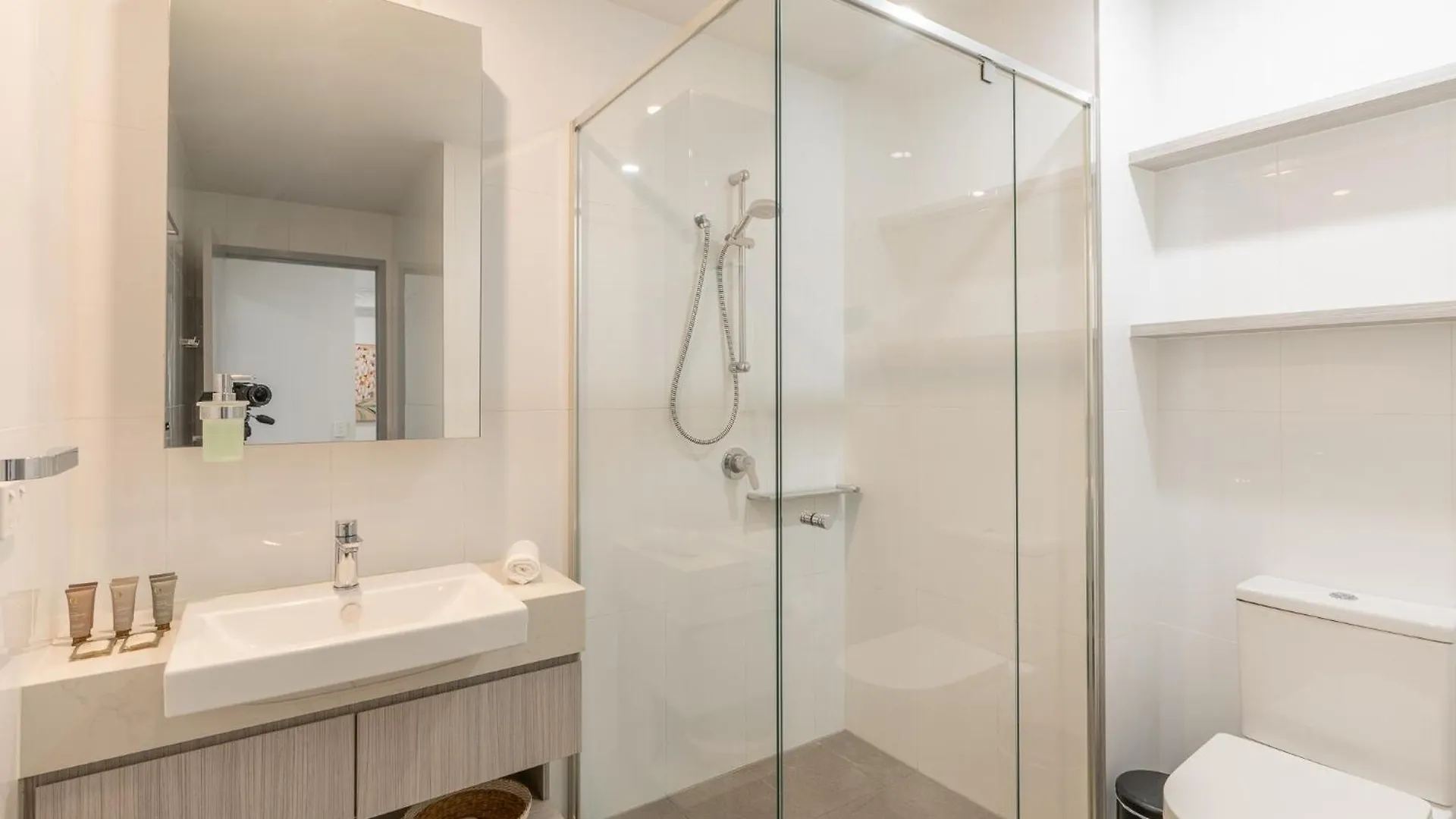 Best Location 2-Bed With Gym Pool 7-Min From Cbd Brisbane Appartement