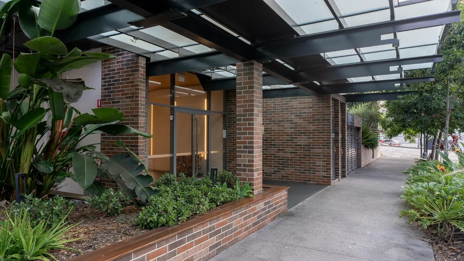Best Location 2-Bed With Gym Pool 7-Min From Cbd Brisbane